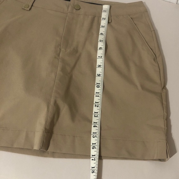 Under Armour Women’s Beige Tan Golf Hiking Sport Skort size 8 - Picture 5 of 11